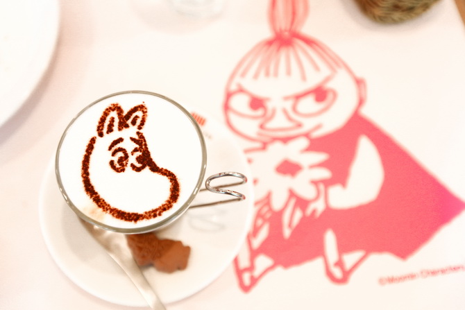 The Cherry Blossom Girl - Moomin cafÃ© Tokyo 06